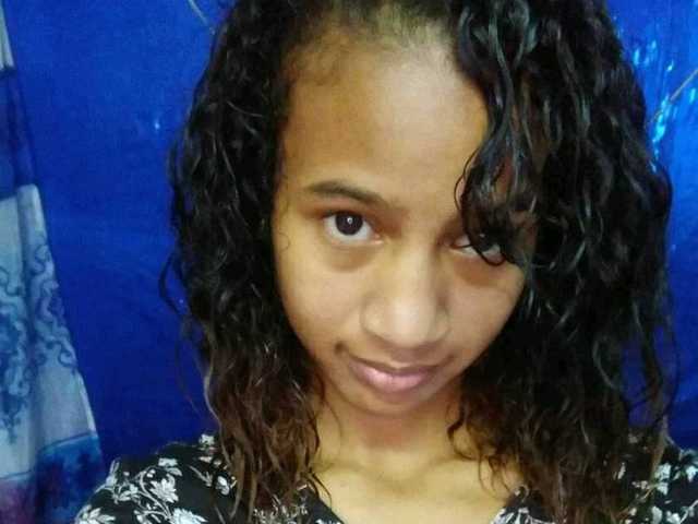 Profilio nuotrauka Louane-1