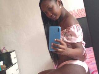 Erotinis vaizdo pokalbis love20c