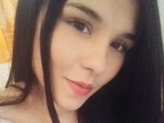 Erotinis vaizdo pokalbis Lovely-Loreen