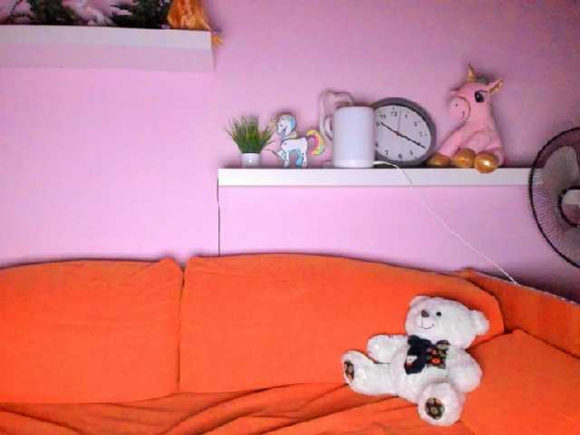 Transliacijos ekrano nuotraukos LoveMeLuvMe