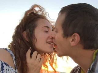 Erotinis vaizdo pokalbis Lovers4everac