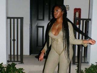 Erotinis vaizdo pokalbis lovleya