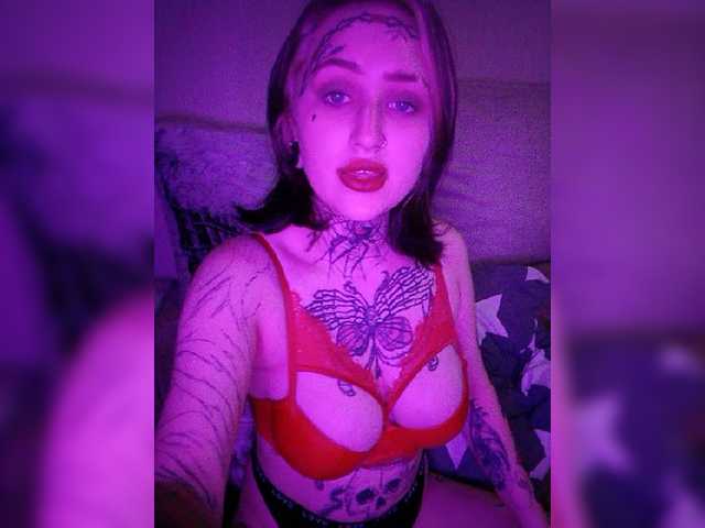 Transliacijos ekrano nuotraukos lovlywitch