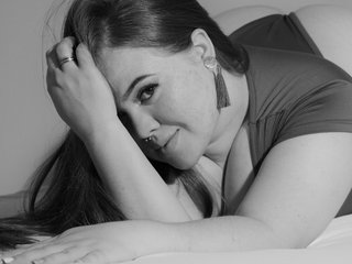 Erotinis vaizdo pokalbis luciana-willians