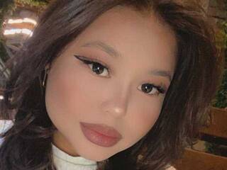 Erotinis vaizdo pokalbis Lucky-Lioness