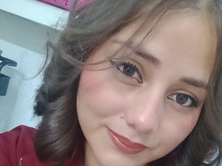 Erotinis vaizdo pokalbis Lucy02
