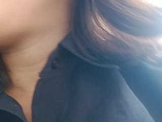 Erotinis vaizdo pokalbis Lucy02