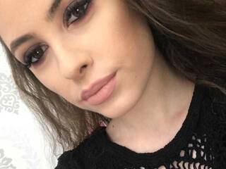 Erotinis vaizdo pokalbis lucydevlin