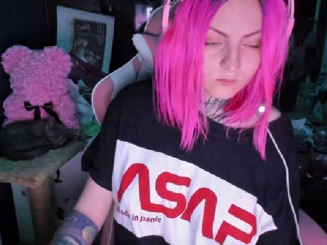 Transliacijos ekrano nuotraukos LucyElfen