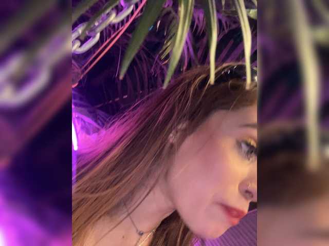 Transliacijos ekrano nuotraukos LucyRouse