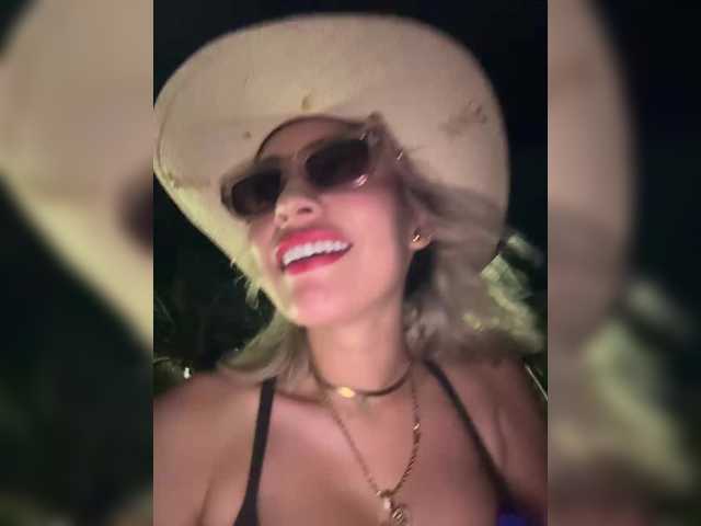 Transliacijos ekrano nuotraukos LucyRouse