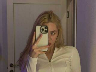 Erotinis vaizdo pokalbis Lulu-Mariette