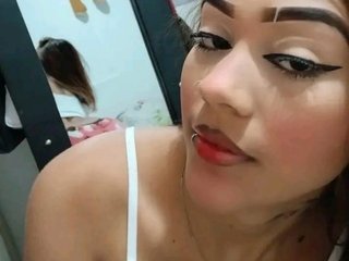 Erotinis vaizdo pokalbis Luna-Bella-1