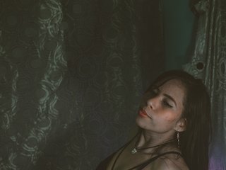 Erotinis vaizdo pokalbis luna-loving18