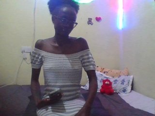 Erotinis vaizdo pokalbis LunaAdut