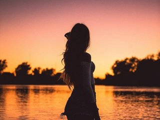 Erotinis vaizdo pokalbis LunaCassini1