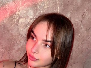 Erotinis vaizdo pokalbis LunaHeadly