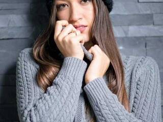 Erotinis vaizdo pokalbis LunaStewart