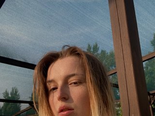 Erotinis vaizdo pokalbis LuniTunes