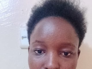 Erotinis vaizdo pokalbis Lupitaa