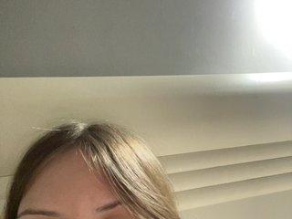 Erotinis vaizdo pokalbis LUCKILYGIRL