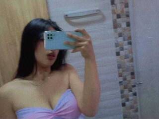 Erotinis vaizdo pokalbis luxxi-3