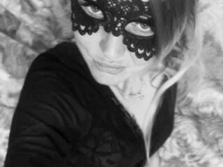 Erotinis vaizdo pokalbis Lyalyalyaa