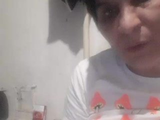 Erotinis vaizdo pokalbis Lyolya-23