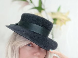 Erotinis vaizdo pokalbis -AbsoluteCrime-
