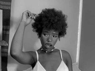 Erotinis vaizdo pokalbis Lyvtyler