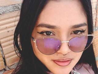 Erotinis vaizdo pokalbis M-II-A