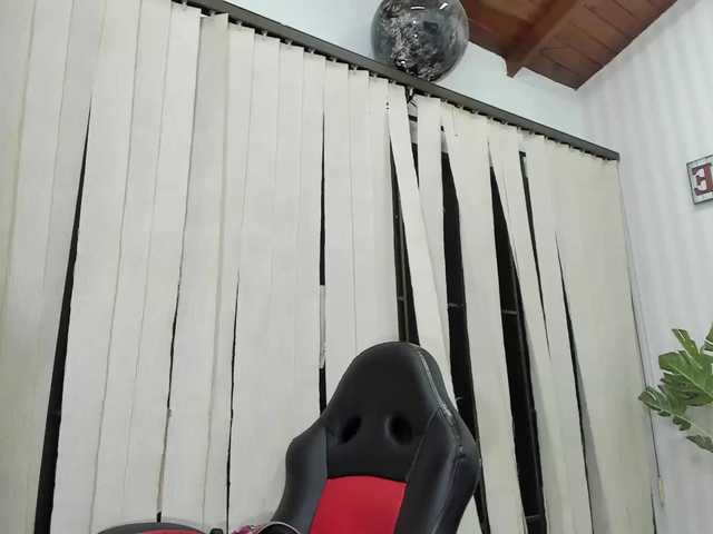 Transliacijos ekrano nuotraukos Mackenzie-