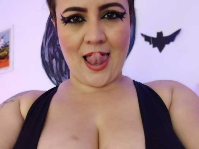 Profilio nuotrauka madame-boobs