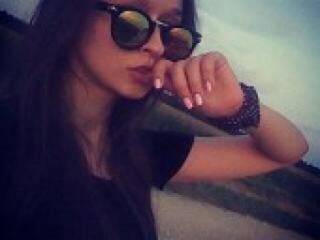 Erotinis vaizdo pokalbis maddinaa