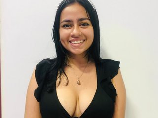 Erotinis vaizdo pokalbis MaddisonDaniels