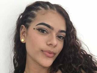 Erotinis vaizdo pokalbis MadisonnGrey