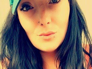 Erotinis vaizdo pokalbis MaevaHot