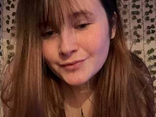 Erotinis vaizdo pokalbis Maggie-Moll