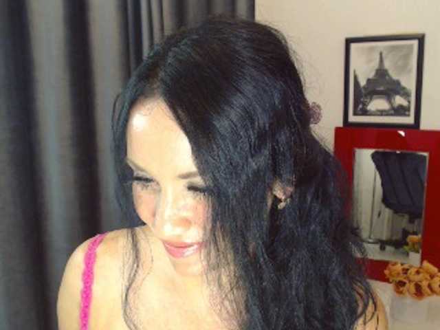 Transliacijos ekrano nuotraukos Malibugirl