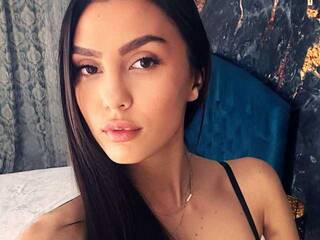 Erotinis vaizdo pokalbis MalinaMaze