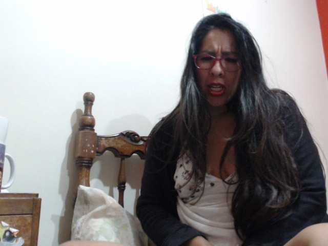 Nuotraukos Malishka19 Welcome, come on guys I'm horny, I want to wet my pussy with your tips!