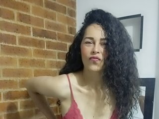 Erotinis vaizdo pokalbis malla-shy