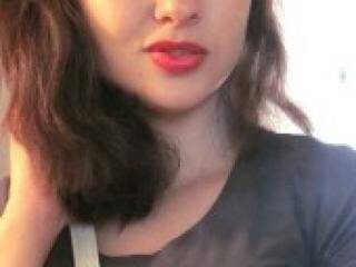 Erotinis vaizdo pokalbis mallinalee