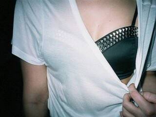 Erotinis vaizdo pokalbis MalvinaFlame