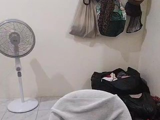 Erotinis vaizdo pokalbis Mandyy