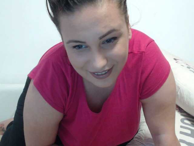 Nuotraukos mapetella hello guys! make me smile and compliment me on note tip !!! @222 naked