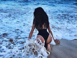 Erotinis vaizdo pokalbis Mara-hot