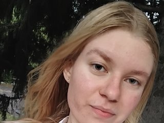 Erotinis vaizdo pokalbis MargueritaMusto