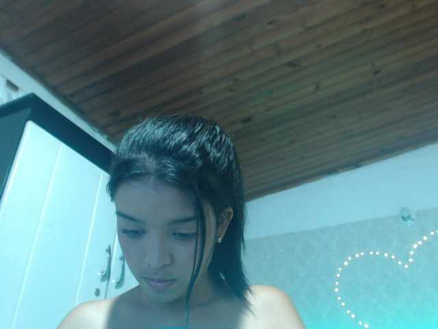 Nuotraukos marianalinda1 undress and show my vajina and my breasts 400 tokes you want to see my vajina 350 my breasts 90 masturbarme 350 show my tail 100. or do everything in private