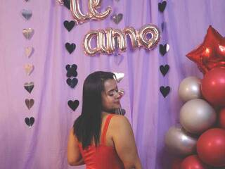 Erotinis vaizdo pokalbis mariangell